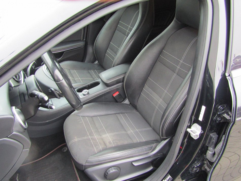 Mercedes-Benz GLA 2.2D 