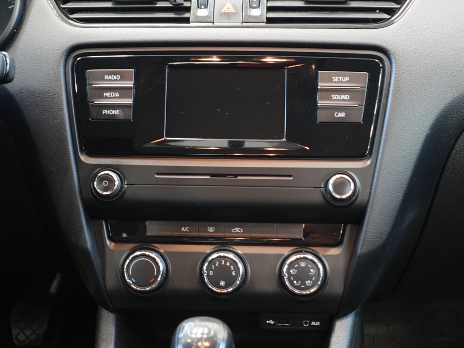 Škoda Octavia III 1.6 TDI 