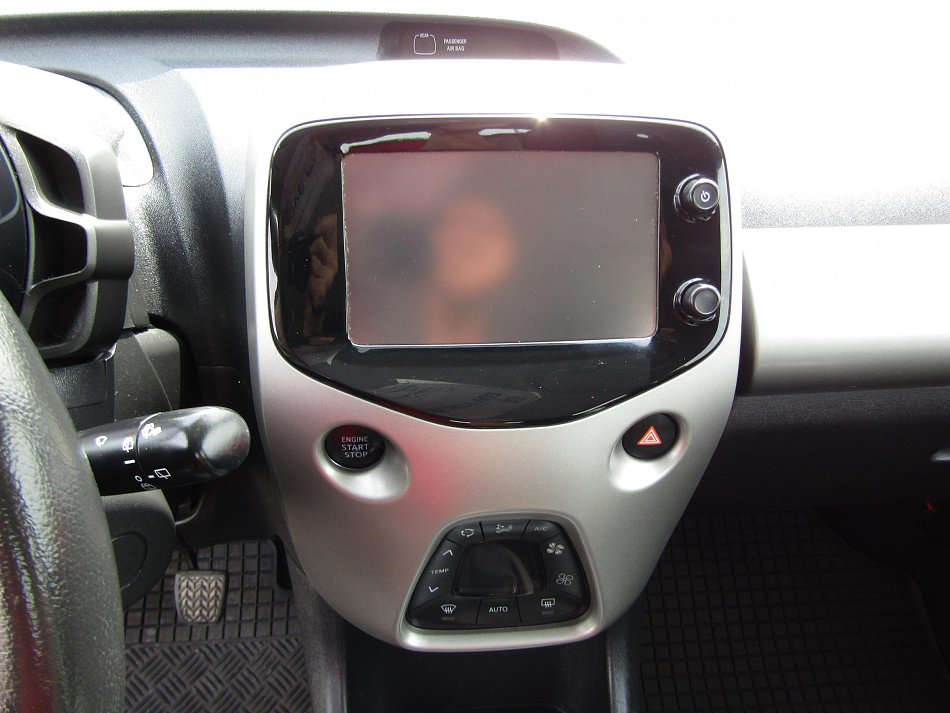 Toyota Aygo 1.0 VVT-i X-play