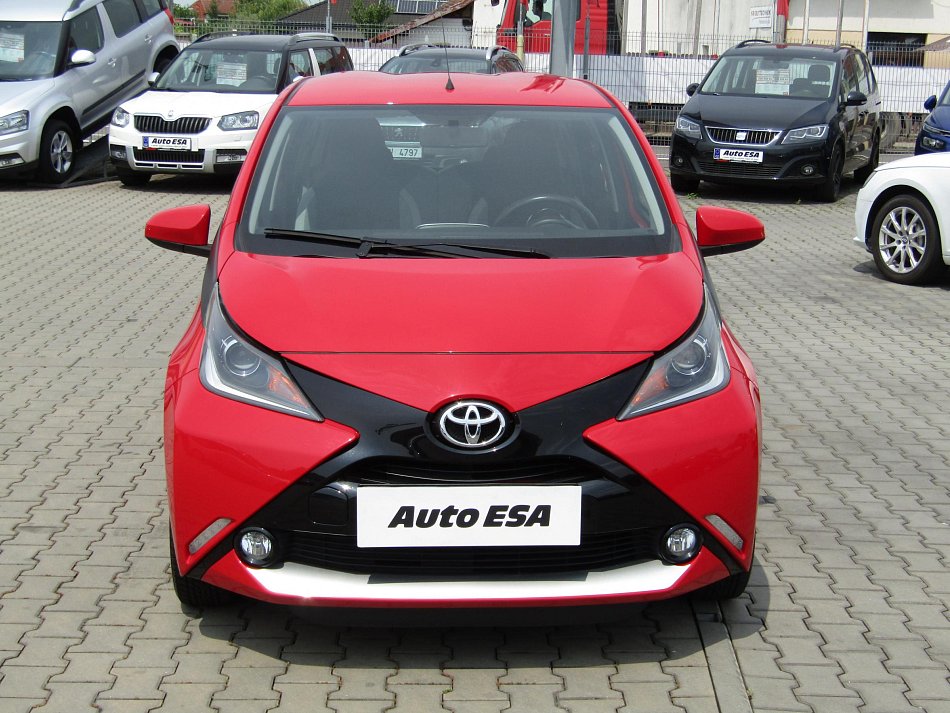 Toyota Aygo 1.0 VVT-i X-play