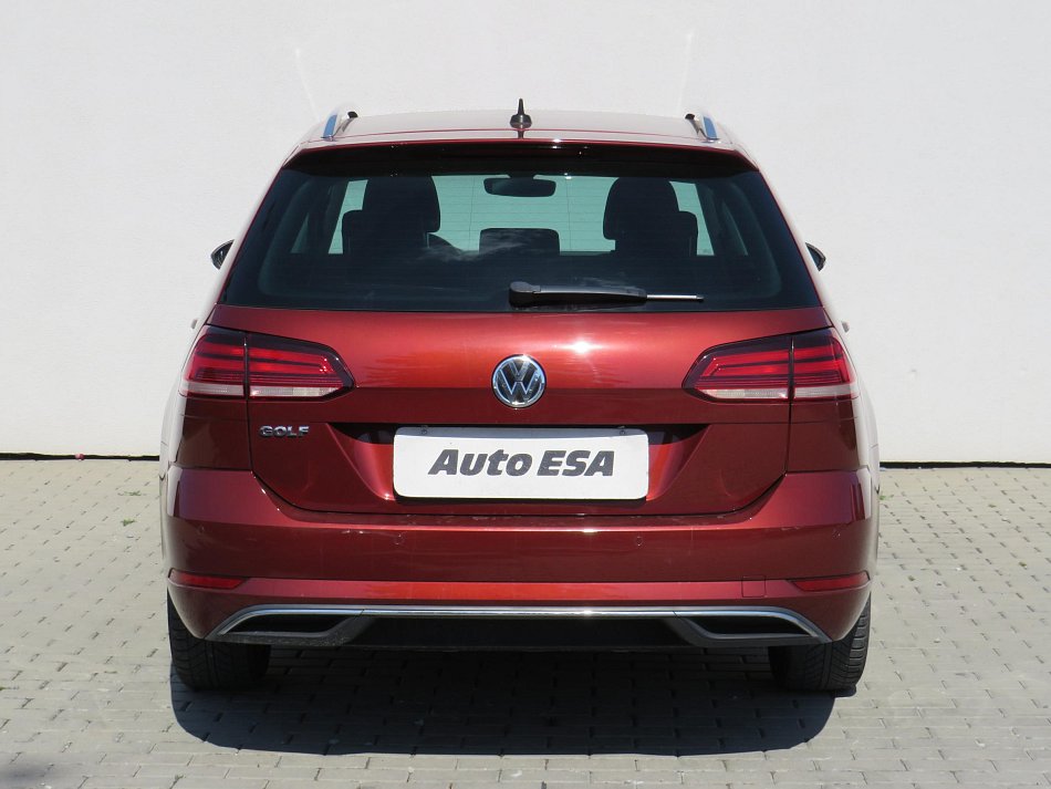Volkswagen Golf 1.0 TSi IQ Drive