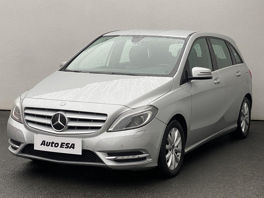 Mercedes-Benz Třída B 1.6i  B200