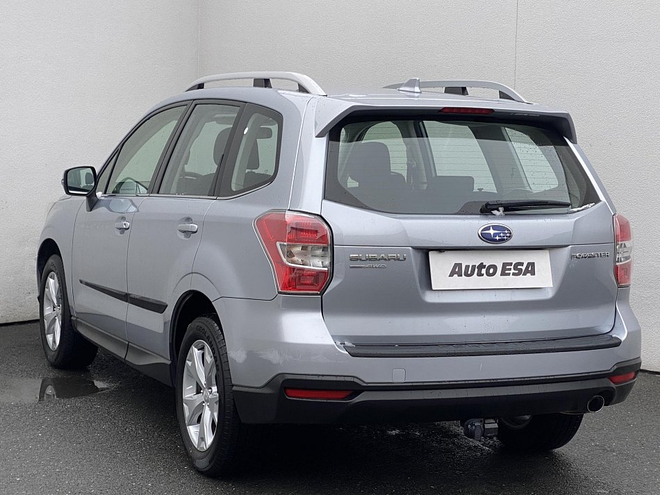 Subaru Forester 2.0i  AWD