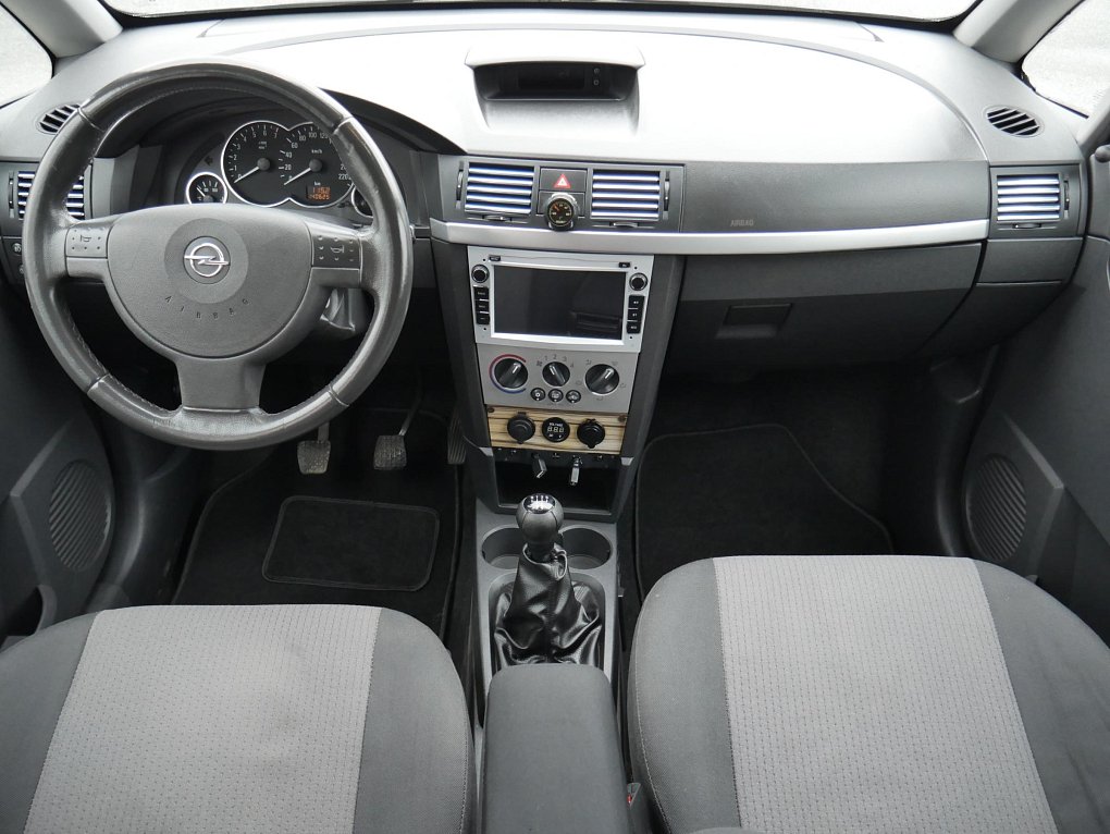 Opel Meriva 1.6i 