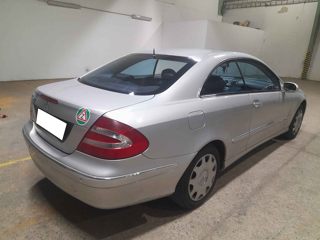 Mercedes-Benz CLK 3.2 i  320
