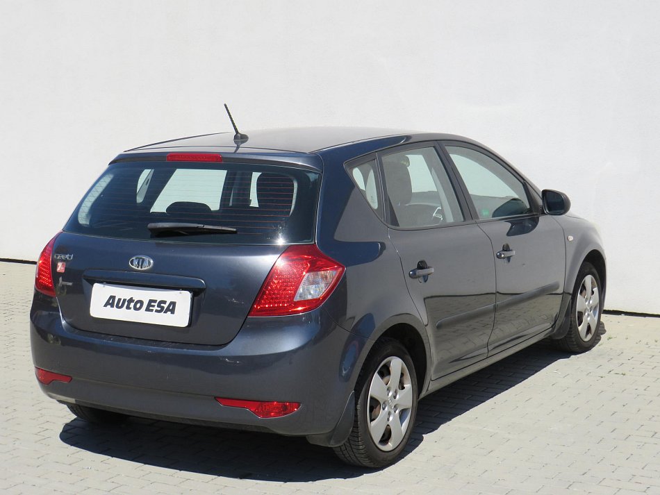 Kia Ceed 1.4i 