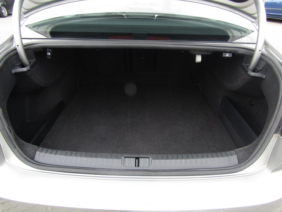 Volkswagen Passat 2.0 TDi Comfortline