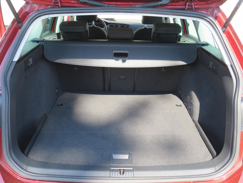 Volkswagen Golf 1.0 TSi IQ Drive