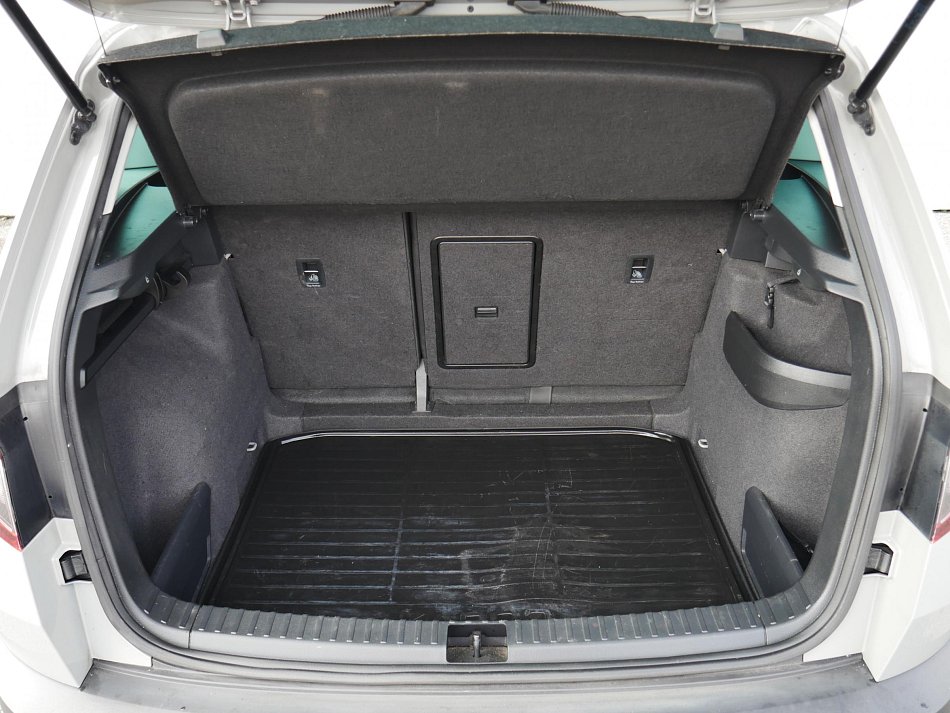 Škoda Karoq 1.6 TDi Ambition