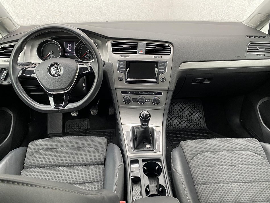 Volkswagen Golf 1.2 TSi Comfortline VII