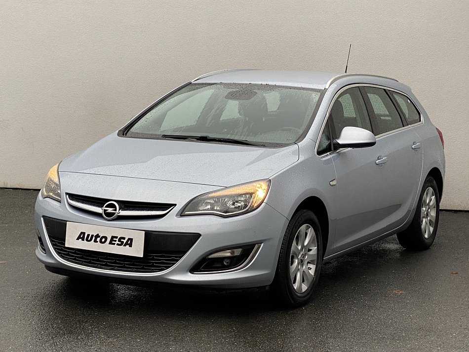 Opel Astra 1.6i  SPORTS TOURER