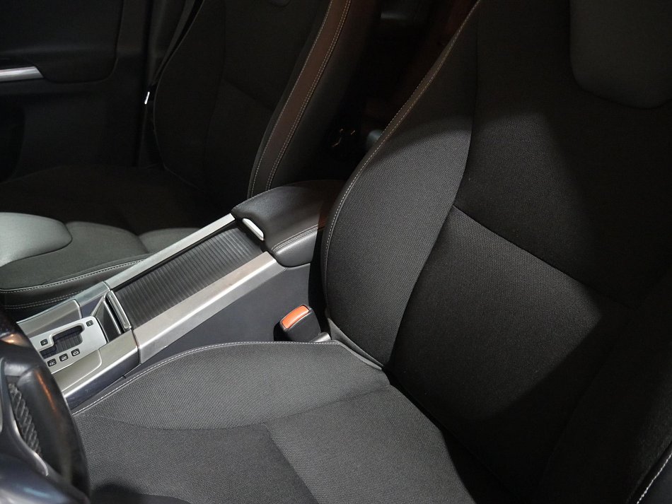 Volvo XC60 2.4D  4x4