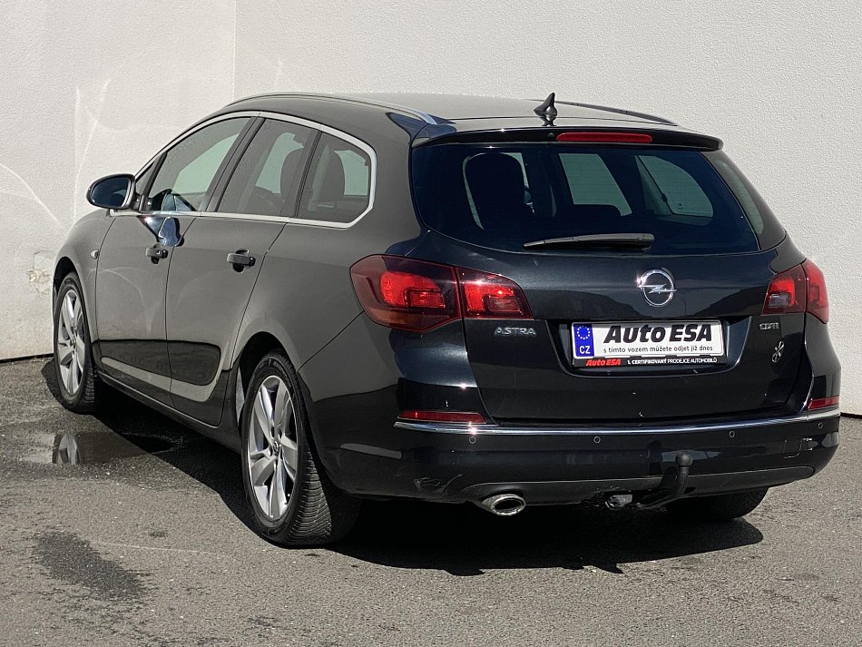 Opel Astra 2.0 CDTi Sport