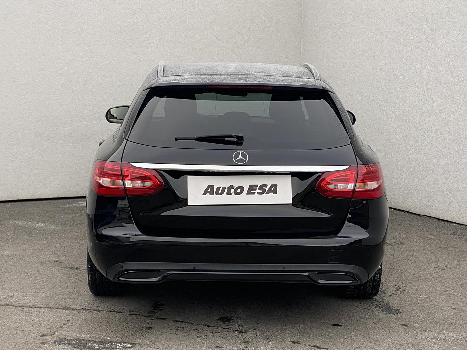 Mercedes-Benz Třída C 1.6  C 200