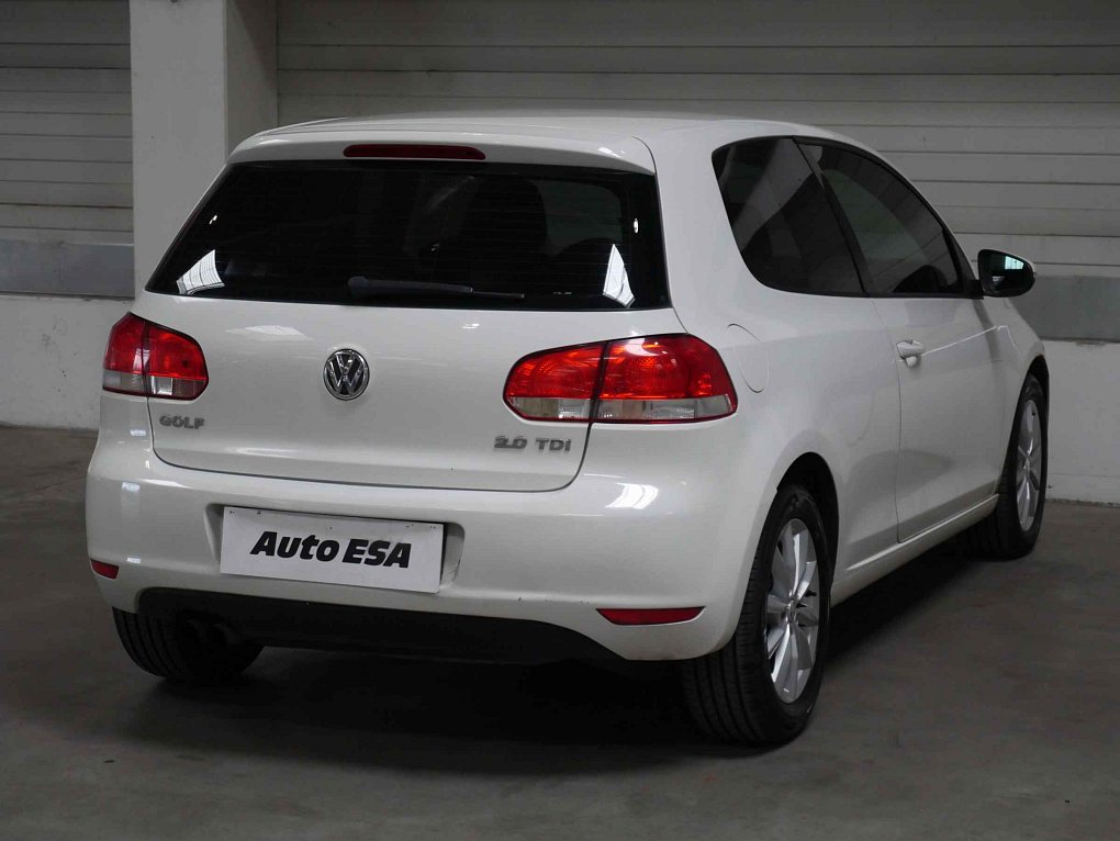 Volkswagen Golf 2.0 TDi 