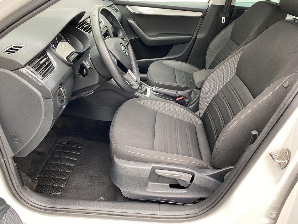 Škoda Octavia III 1.6 TDi Ambition Plus