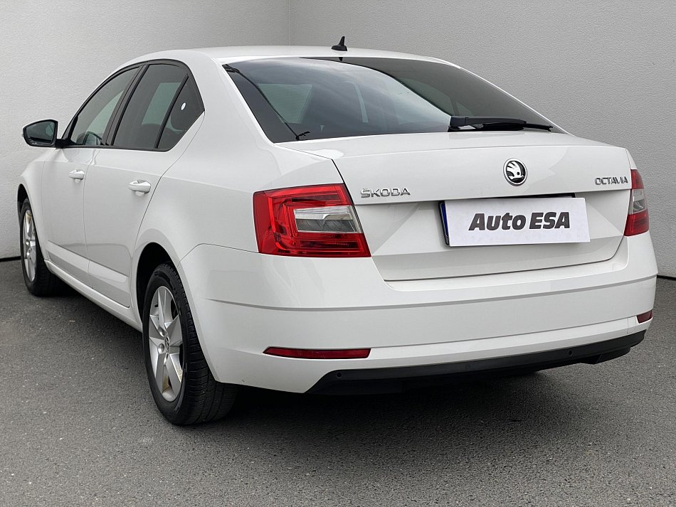 Škoda Octavia III 1.6 TDi Ambition Plus