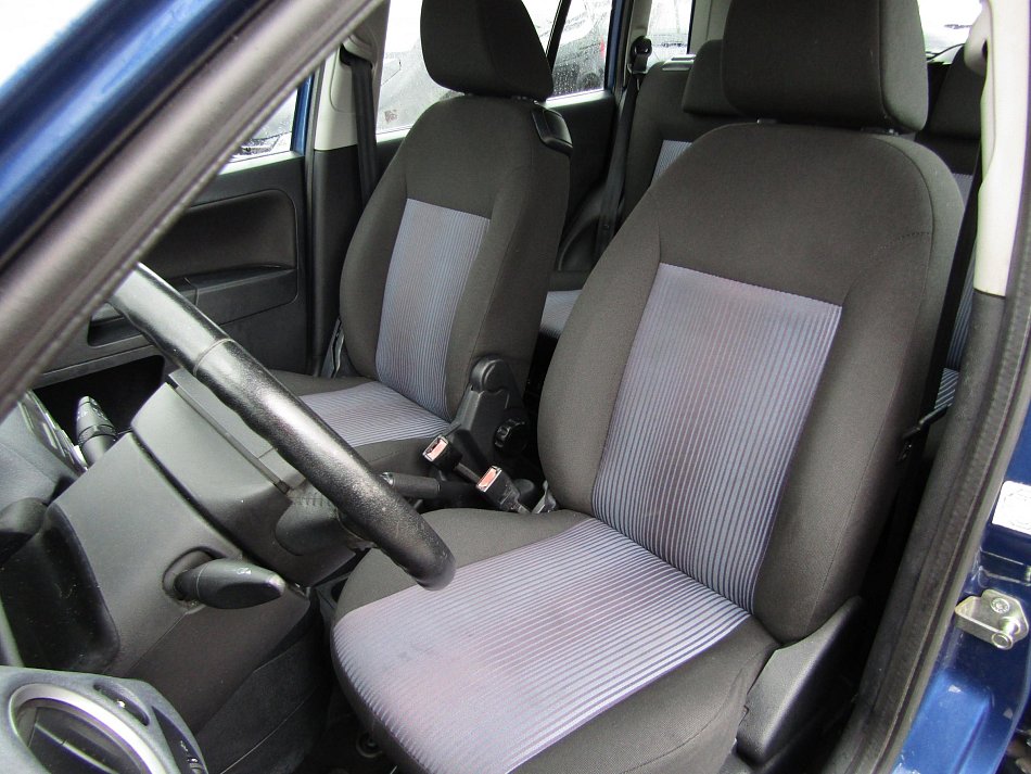 Ford Fusion 1.4 i 