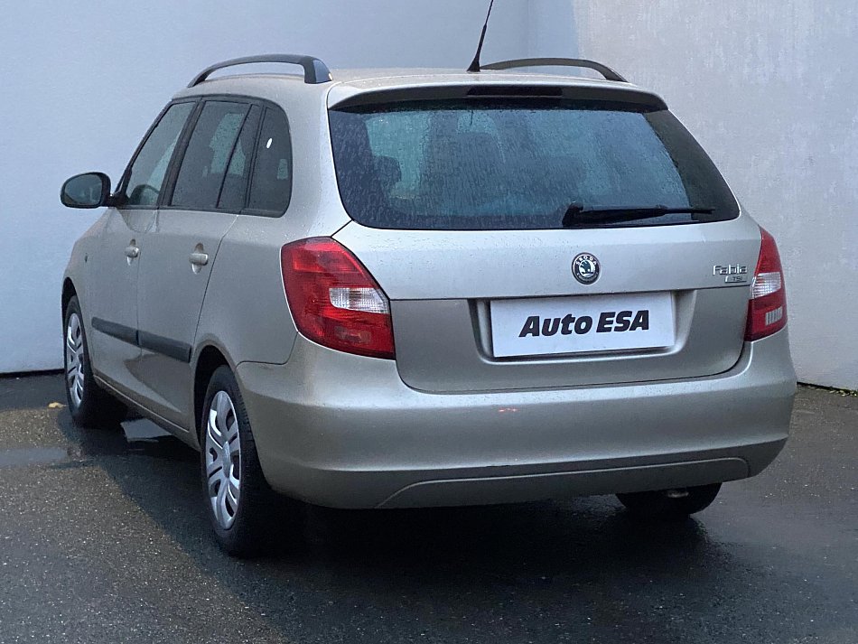 Škoda Fabia II 1.2 TSI Ambiente