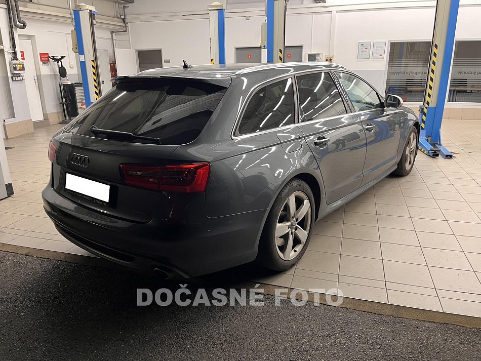 Audi A6 3.0 S-line Avant