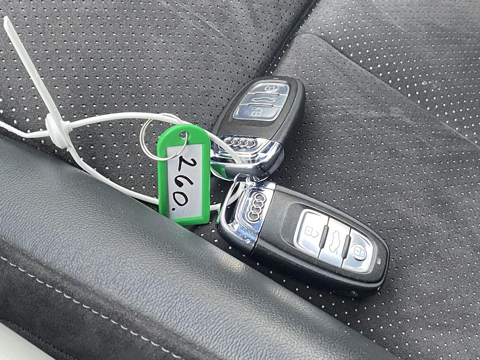 Audi A6 3.0TDi S-line Quattro