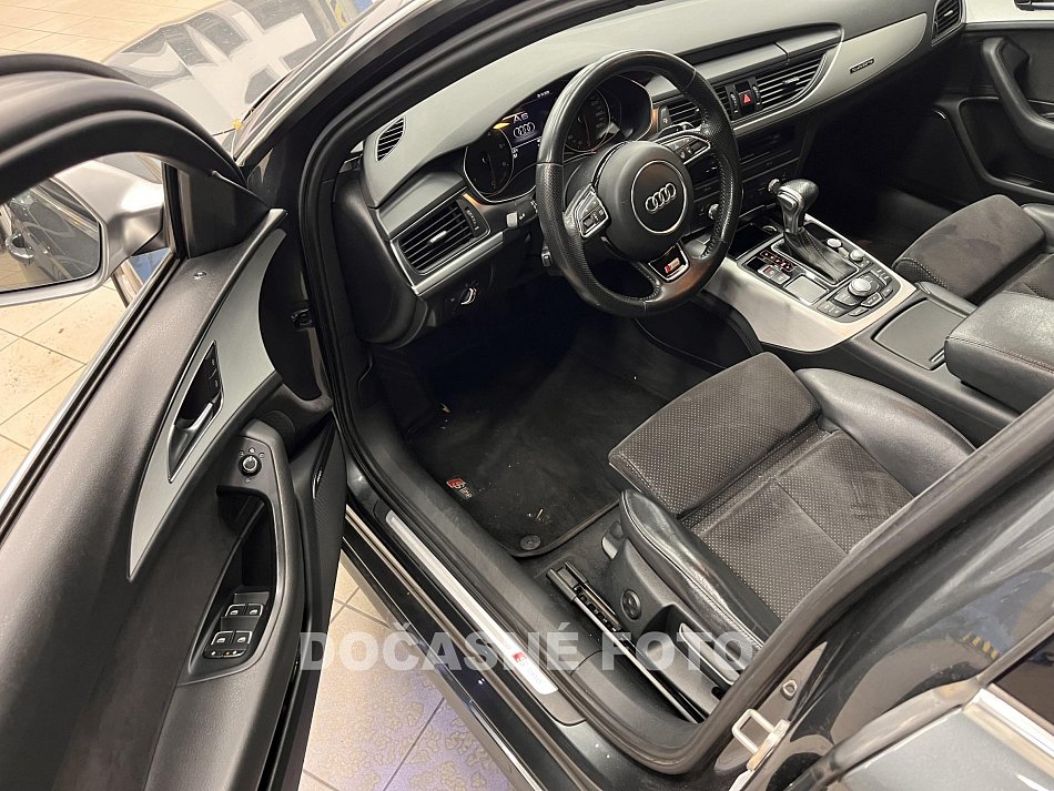 Audi A6 3.0 S-line Avant