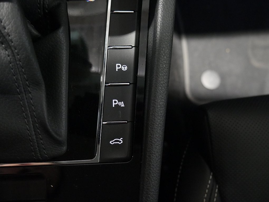 Škoda Superb III 2.0 TSI 