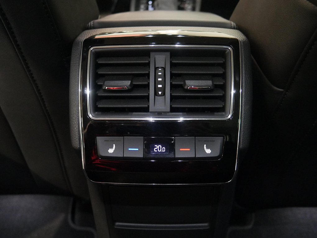 Škoda Superb III 2.0 TSI 