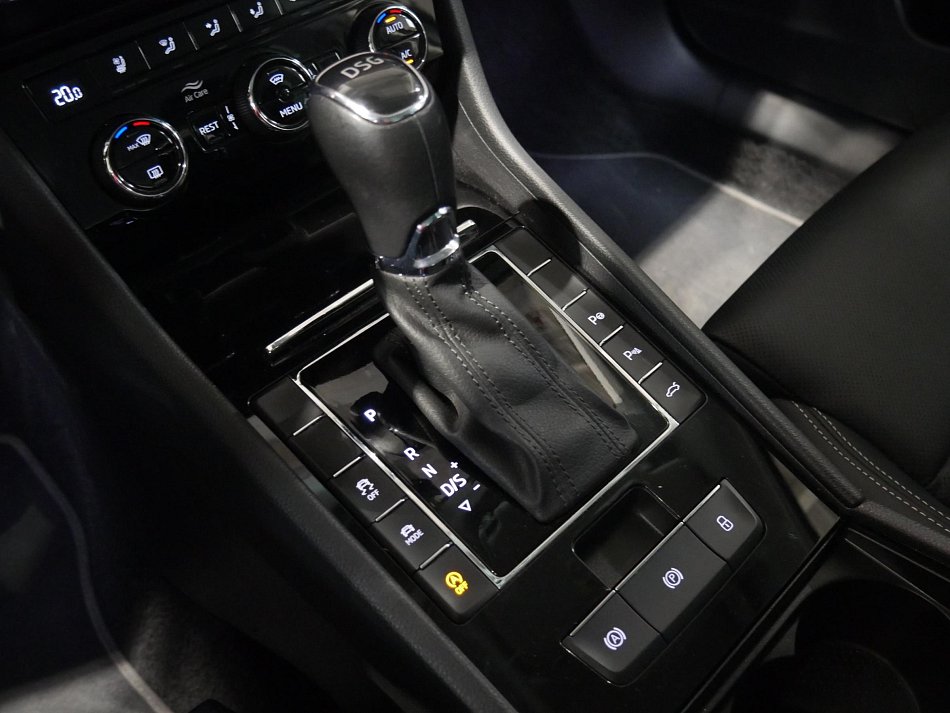 Škoda Superb III 2.0 TSI 