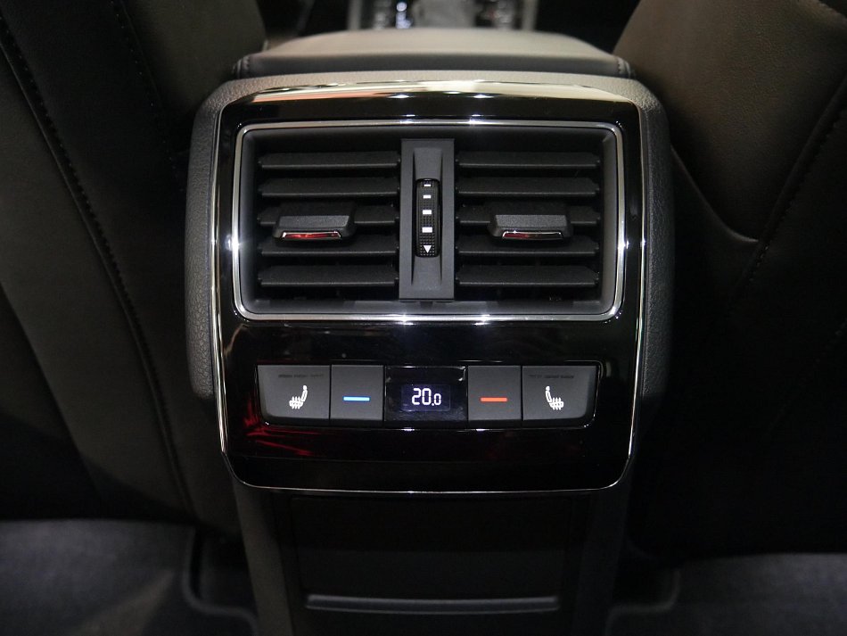 Škoda Superb III 2.0 TSI 