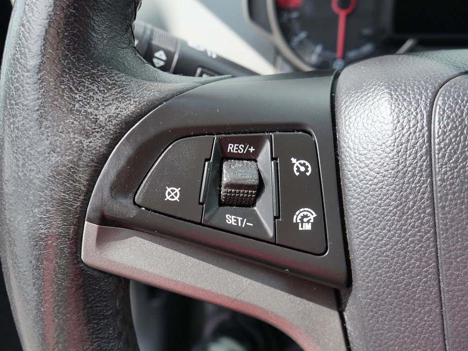 Chevrolet Aveo 1.6 i 