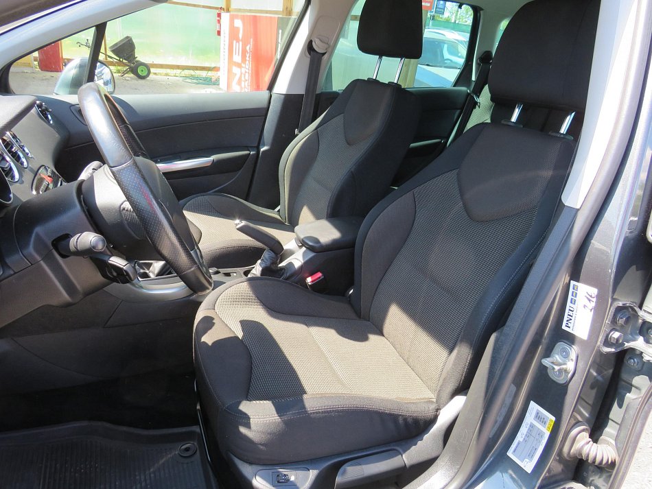 Peugeot 308 1.6i 