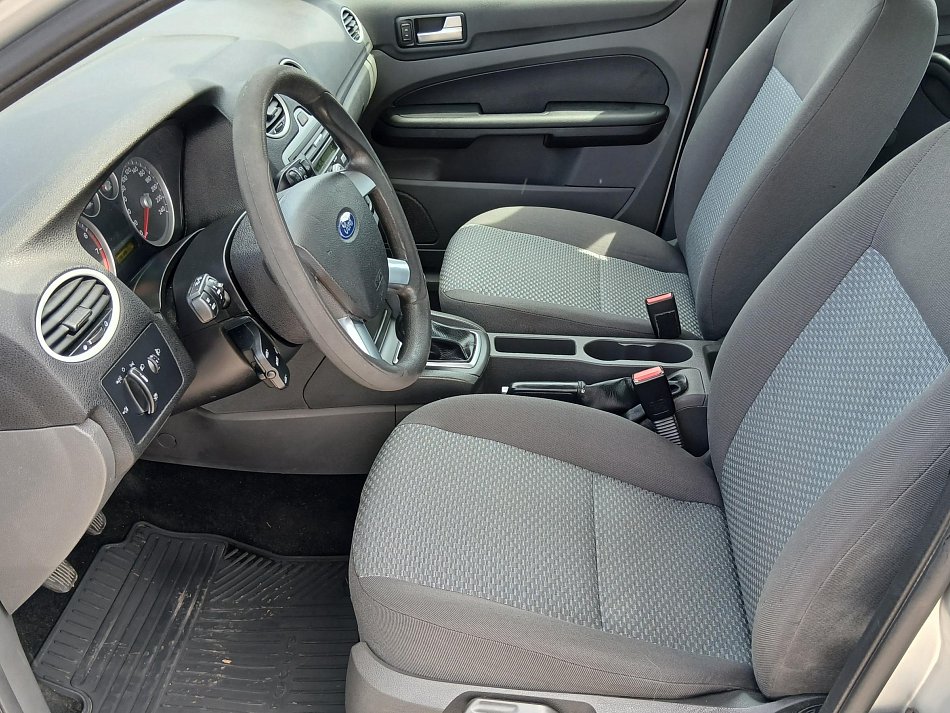 Ford Focus 1.6i 