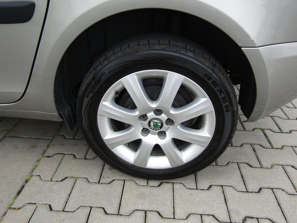 Škoda Roomster 1.2 i 