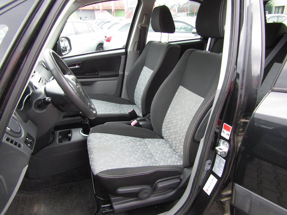 Suzuki SX4 1.6 i Style