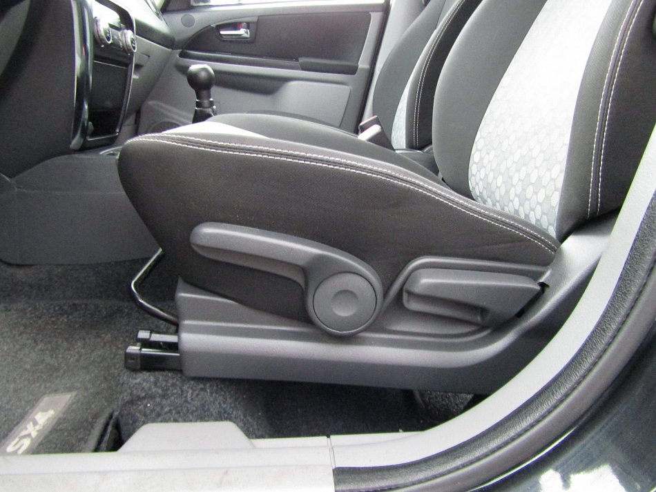 Suzuki SX4 1.6 i Style
