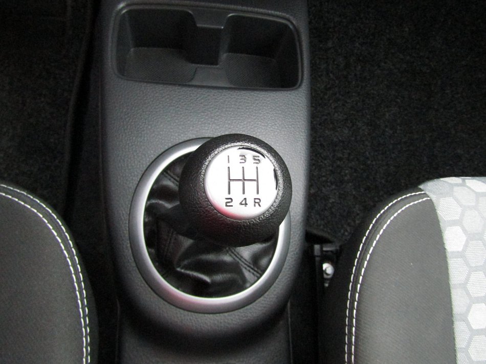 Suzuki SX4 1.6 i Style