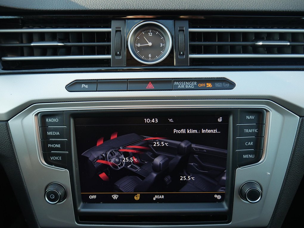 Volkswagen Passat 2.0TDi 