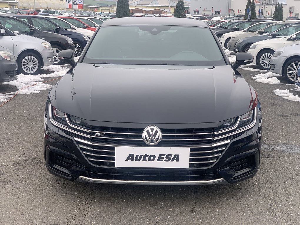 Volkswagen Arteon 2.0 TSI R-Line