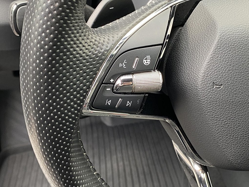 Škoda Karoq 1.5TSi SportLine