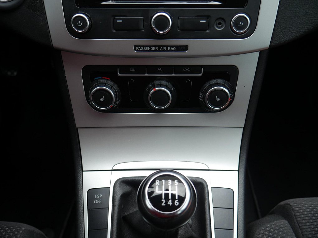 Volkswagen Passat 2.0TDi 