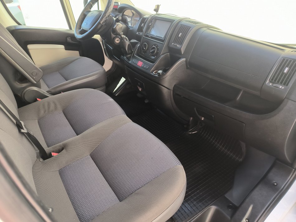 Citroën Jumper 2.2HDi  CHLADÍCÍ L3H2
