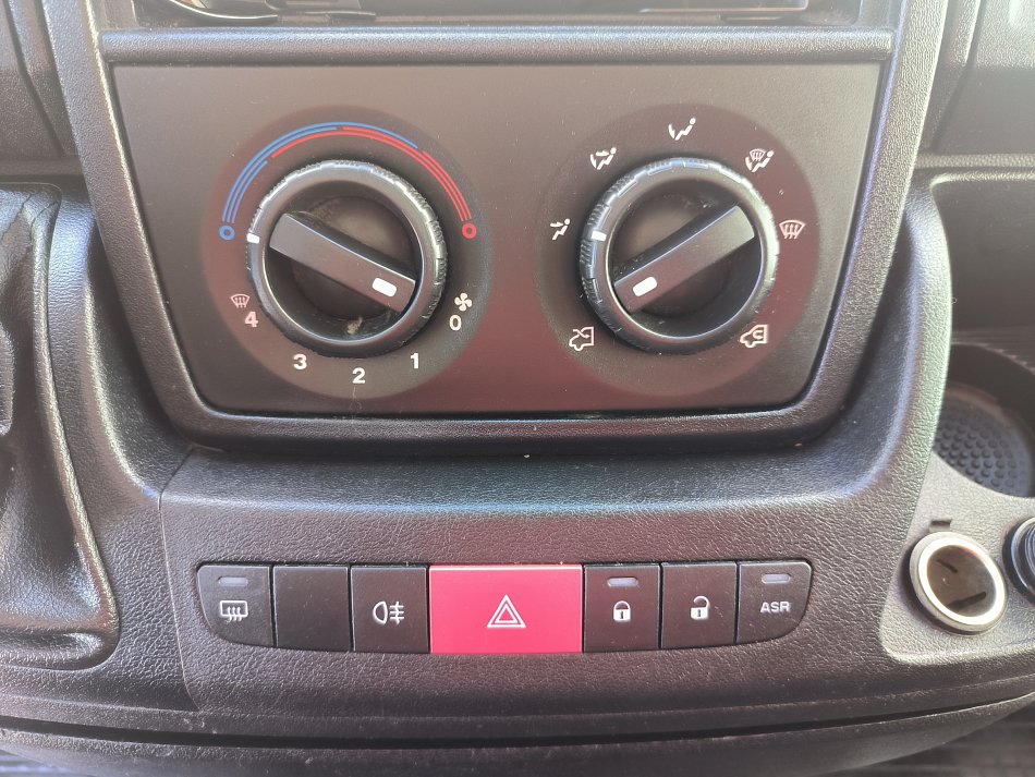 Citroën Jumper 2.2HDi  CHLADÍCÍ L3H2