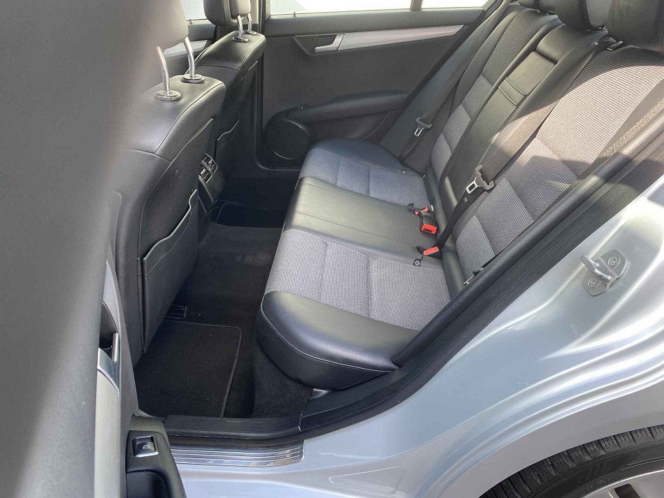 Mercedes-Benz Třída C 2.2d Avantgarde 4Mat
