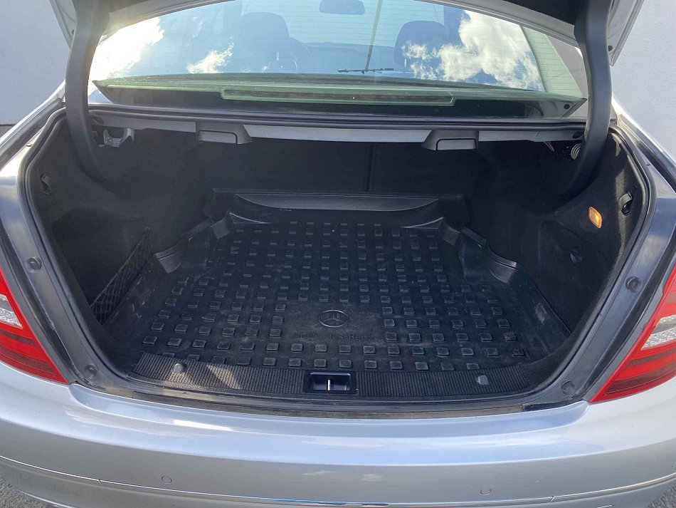 Mercedes-Benz Třída C 2.2d Avantgarde 4Mat