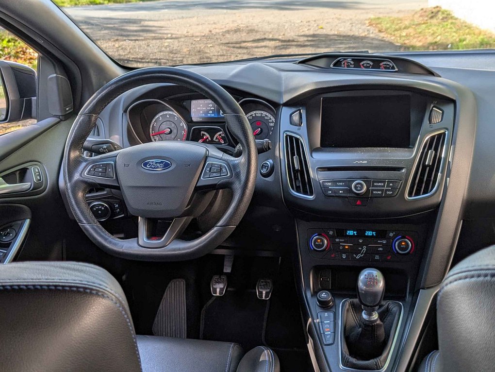 Ford Focus 2.0EB ST