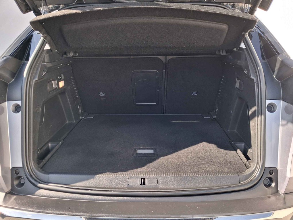 Peugeot 3008 1.2 PT Allure