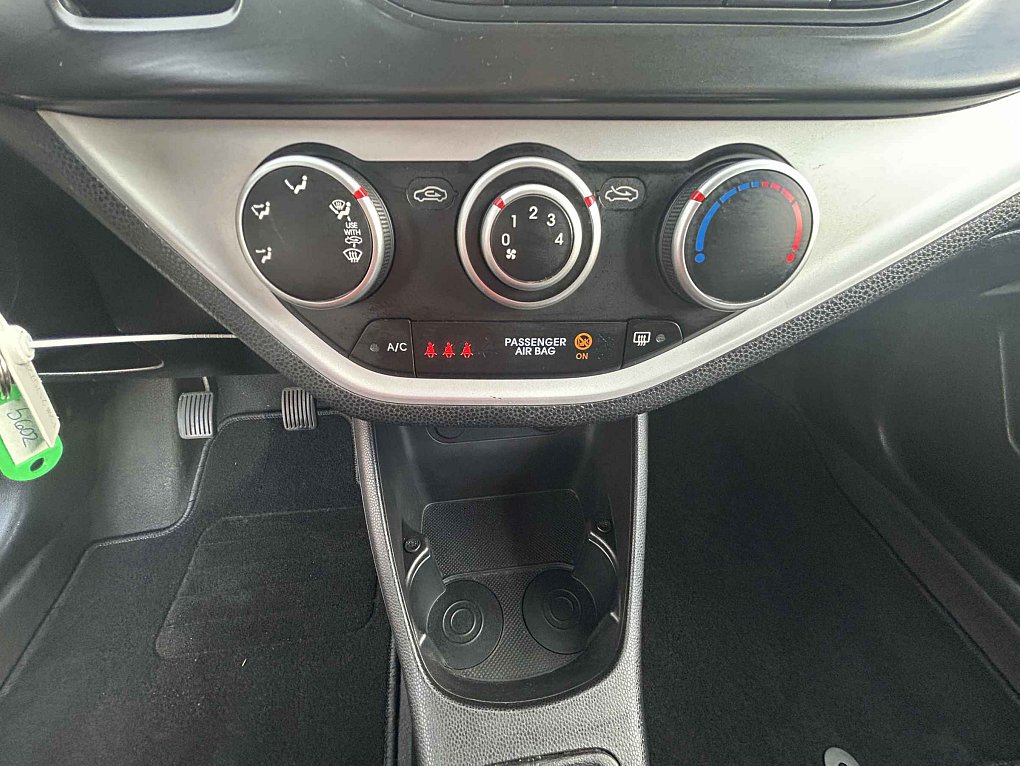 Kia Picanto 1.0i 