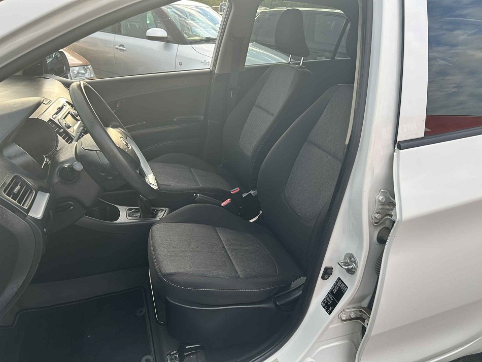 Kia Picanto 1.0i 