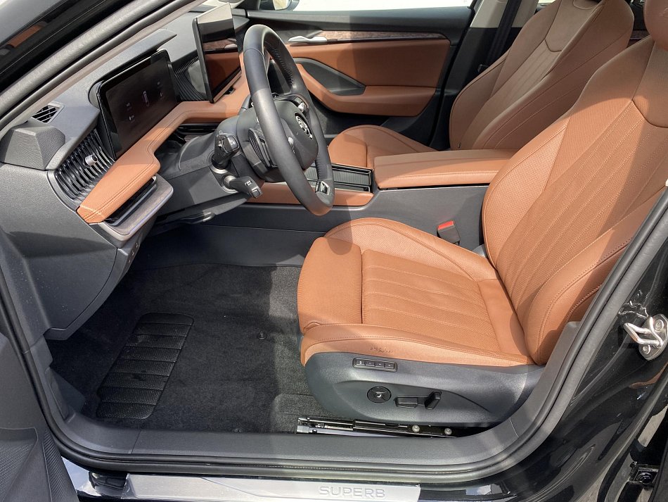 Škoda Superb IV 2.0 TSi L&K 4x4